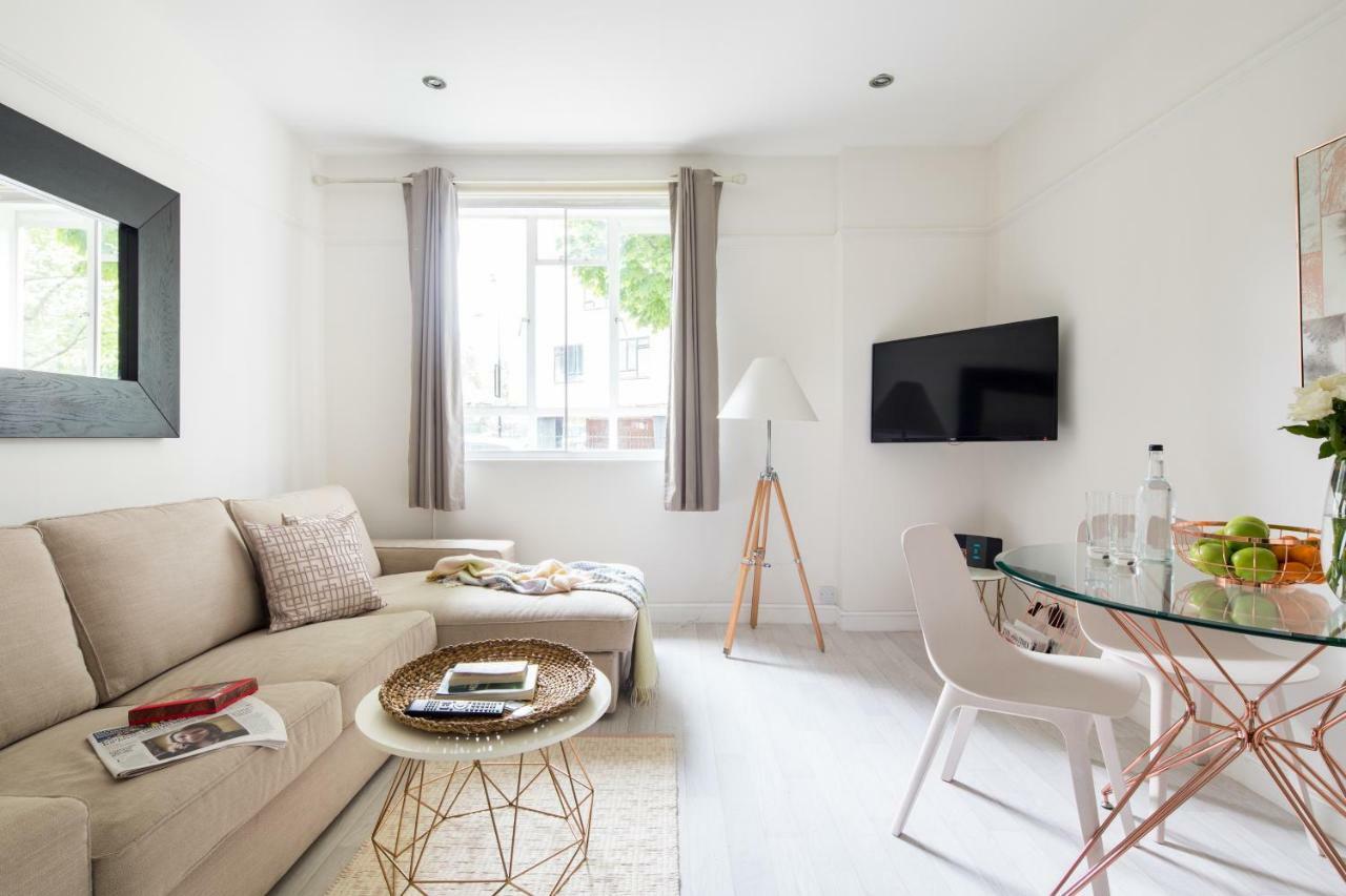 Leinster Gardens By Lime Street